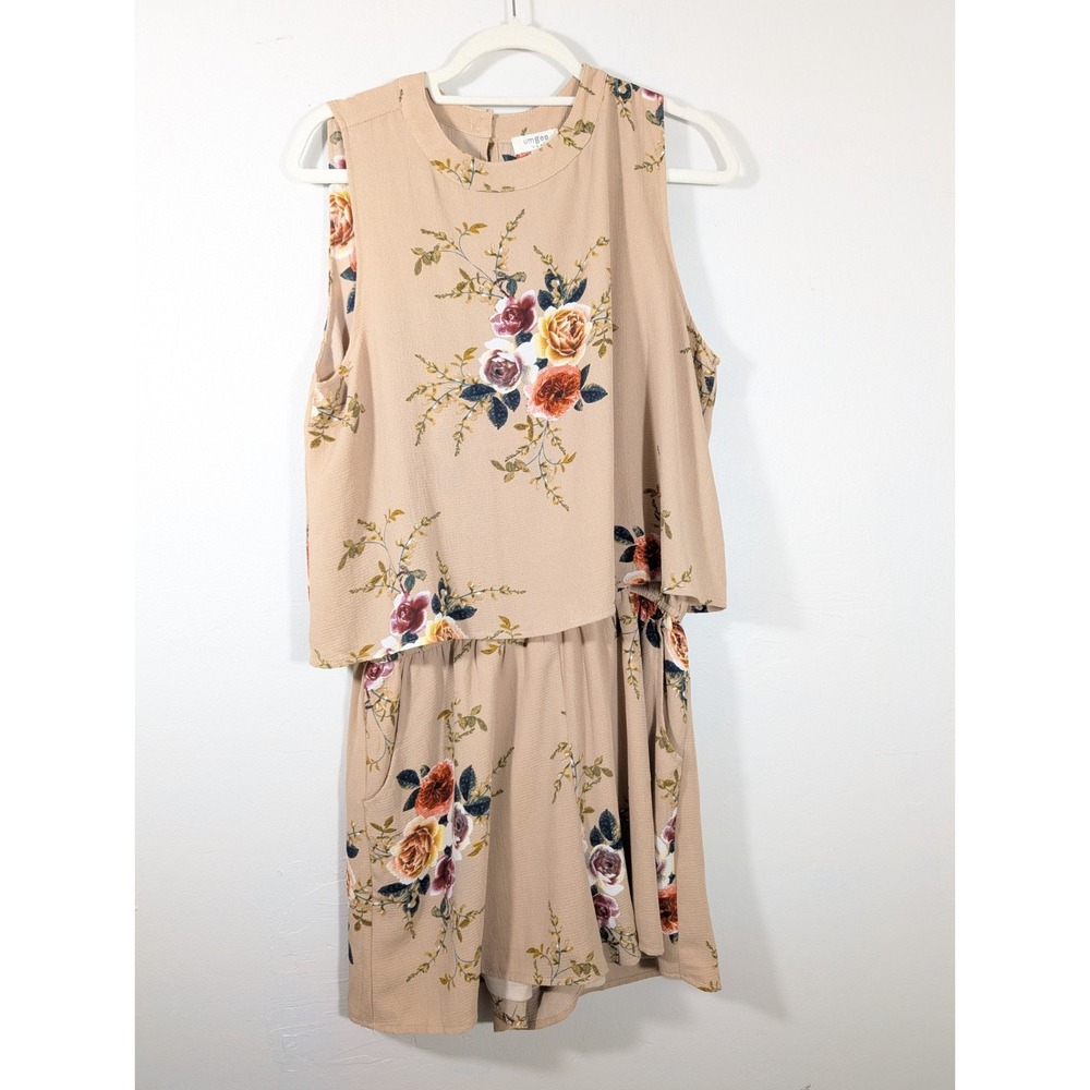 Umgee Taupe Floral‎ Short Romper Sleeveless  Lined Shorts Open Back Size Large